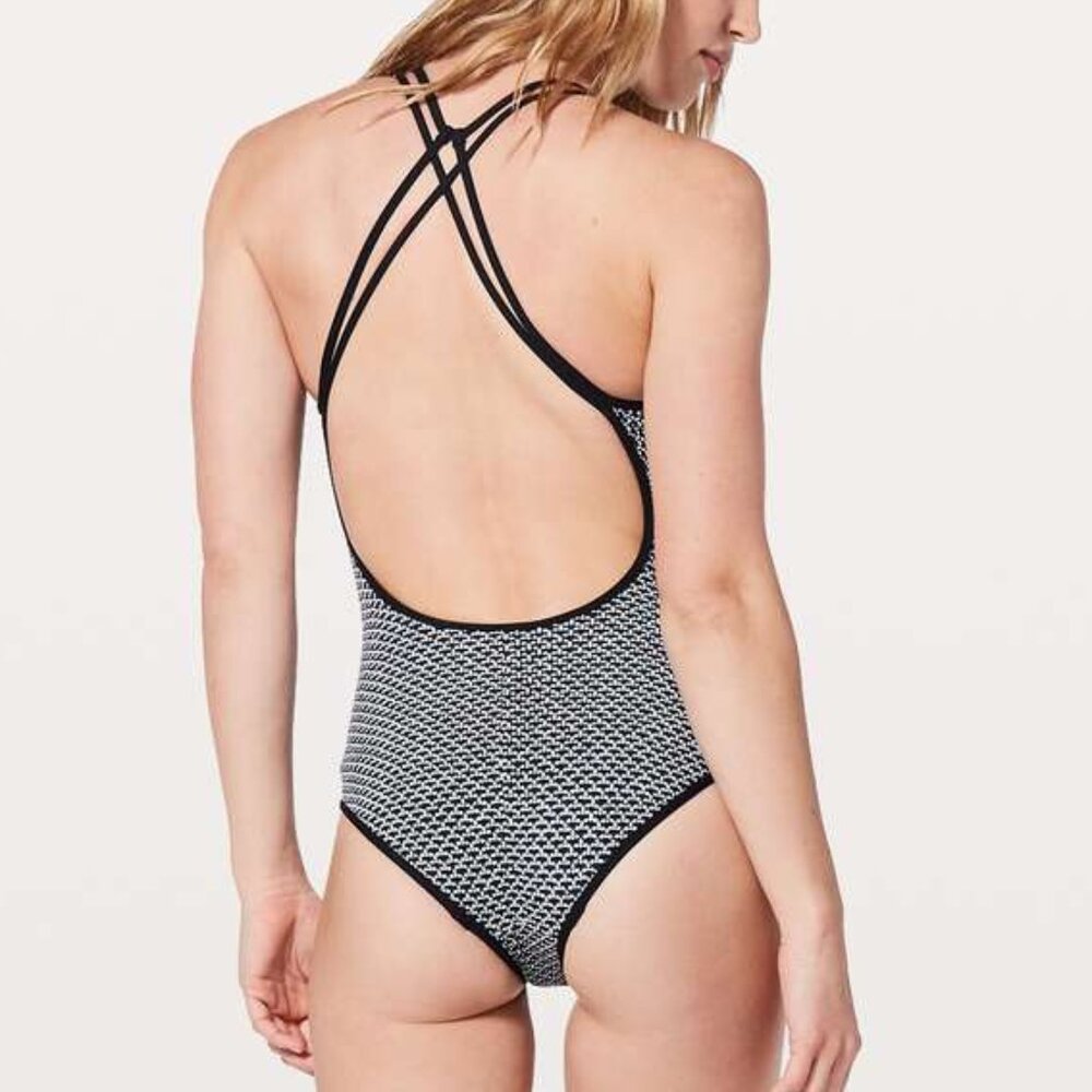 Lululemon Wave Wanderer One Piece in Monochromic Black Emboss, Est Size XS / 2-4